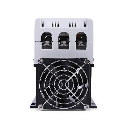 Three-phase SCR power regulator